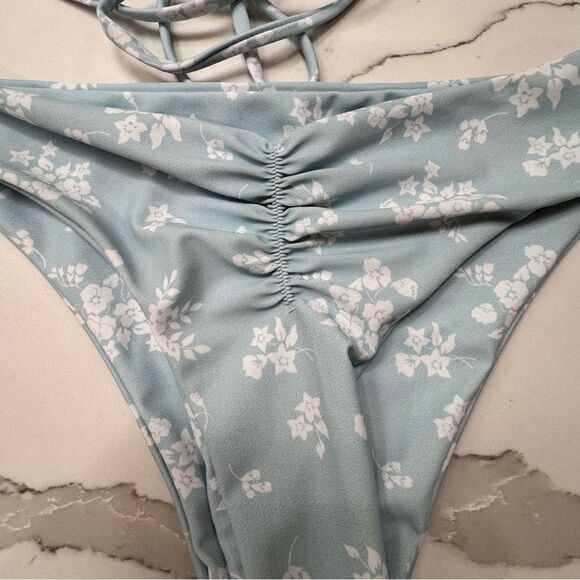 Floral bikini 2 piece swimsuit - Picture 4 of 4